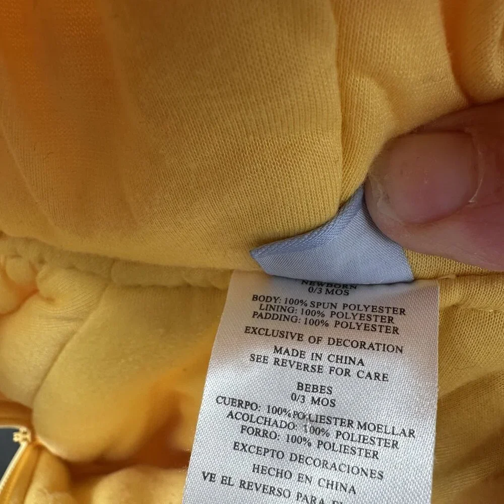 Disney Winnie the Pooh Vintage Fleece snow‎ suit size 0/3 Month